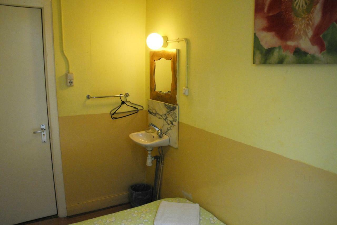 Standard Double Room with Shared Bathroom,850625339:JPEG